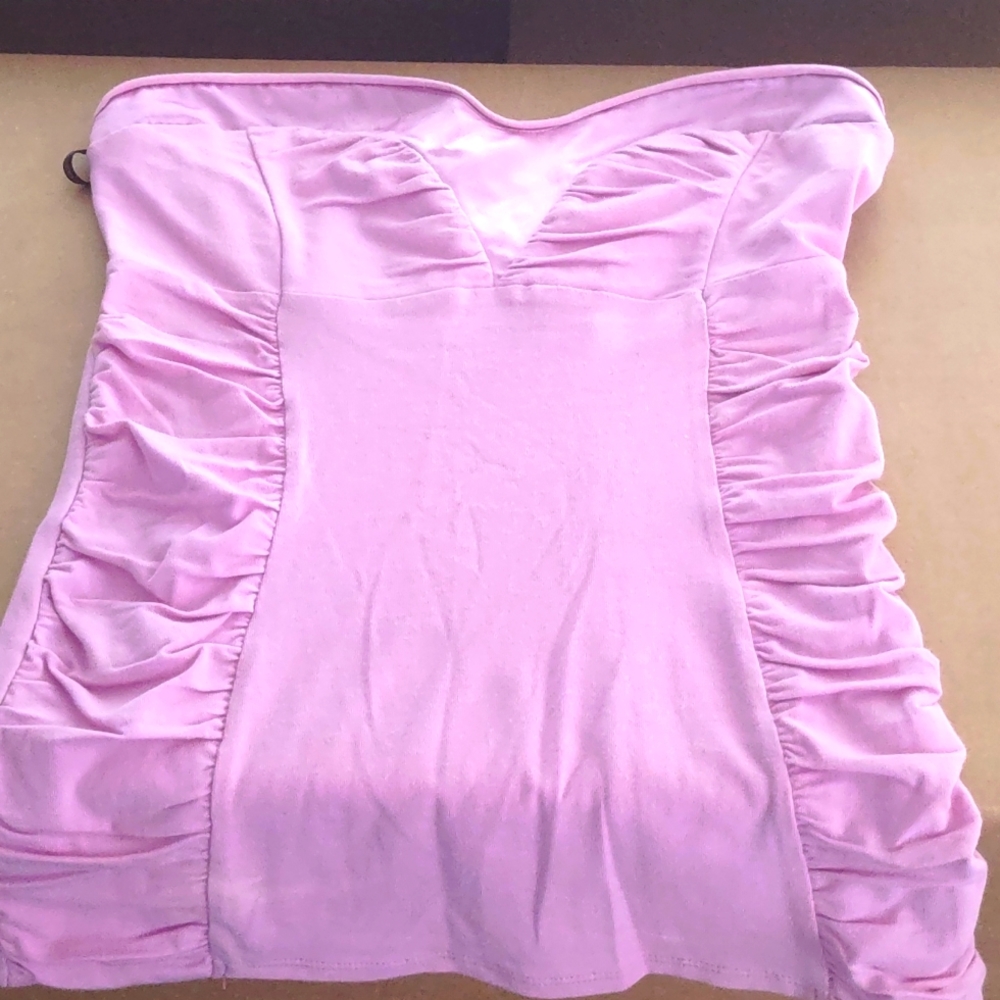 Nueva size M color rosado Guess